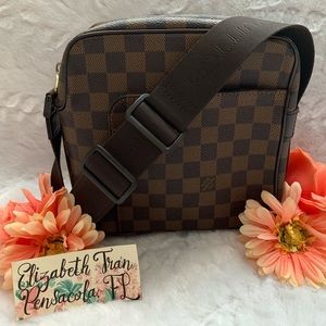 AUTH. Louis Vuitton Damier Ebene Olav PM